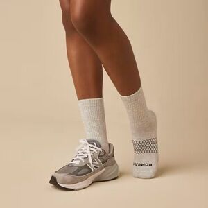 Bombas Mid weight Half Calf Solids Light Gray Women’s Crew Socks